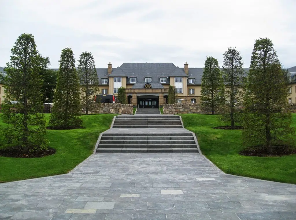 New visitor arrival at Fairmont St. Andrews; part of a sustainable masterplan for the estate.