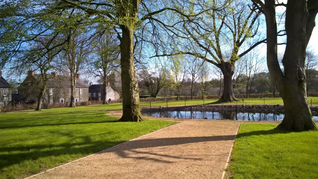 Sensitive redesign of the historic village Square in Gracehill